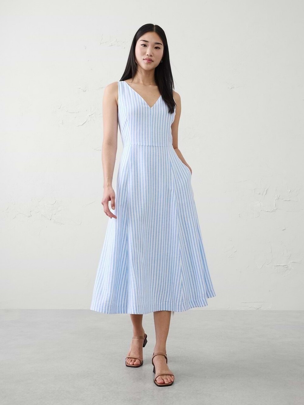 NWT Banana Republic Linen Blend Drapey Midi Dress Sleeveless L Coastal